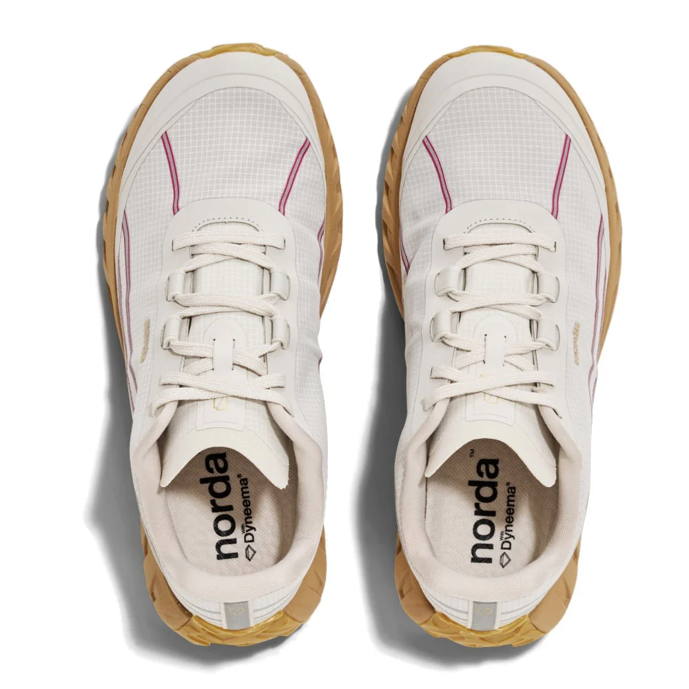 002 Sneaker 'Moonbeam' - Image 2