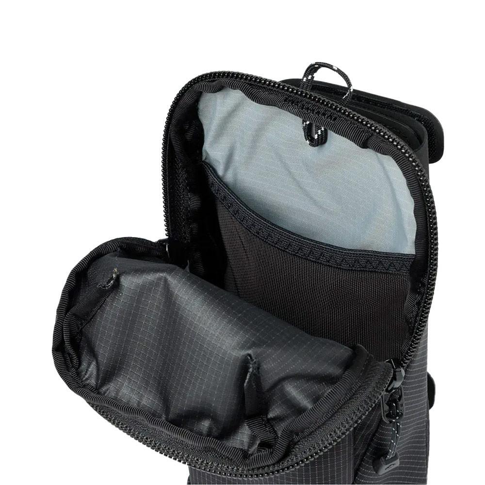 Attachable Simple Pouch L 'Black' - Image 4