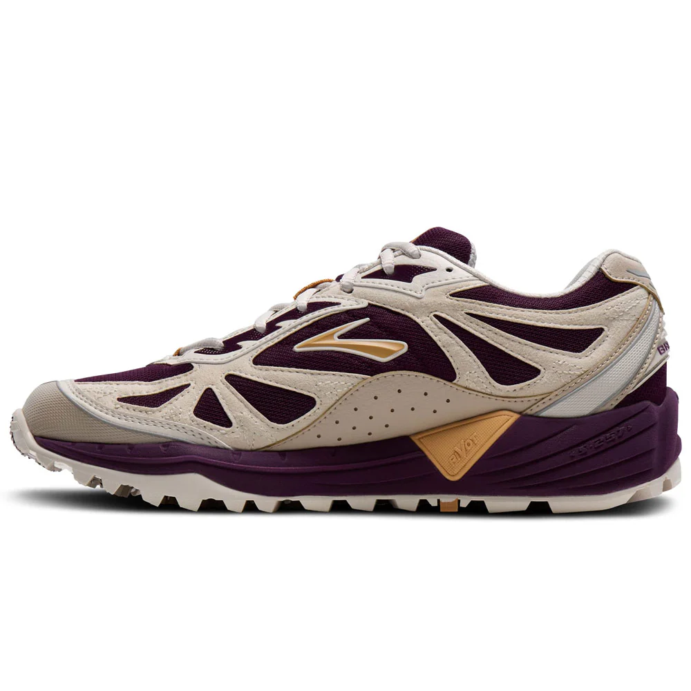 Cascadia 1 Sneakers 'Beet / Moonbeam / Gray' - Image 4