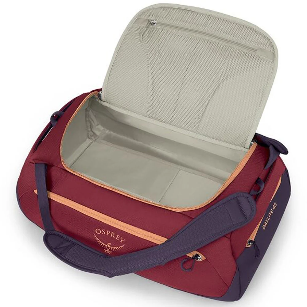 Osprey | Daylite™ Duffel 45 Duffel Bags 'Kakio Pink / Purple Ink' - Image 5