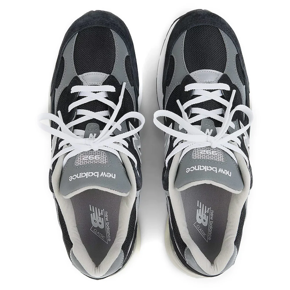 New Balance | Made in USA 992 Core D 'Black / Grey / Silver' - Image 3