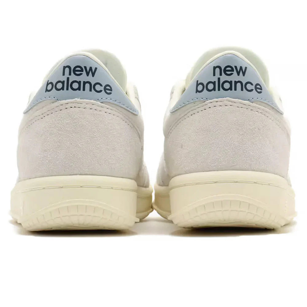 T500 D Sneakers in Reflection / White / Light Arctic Grey - Image 4