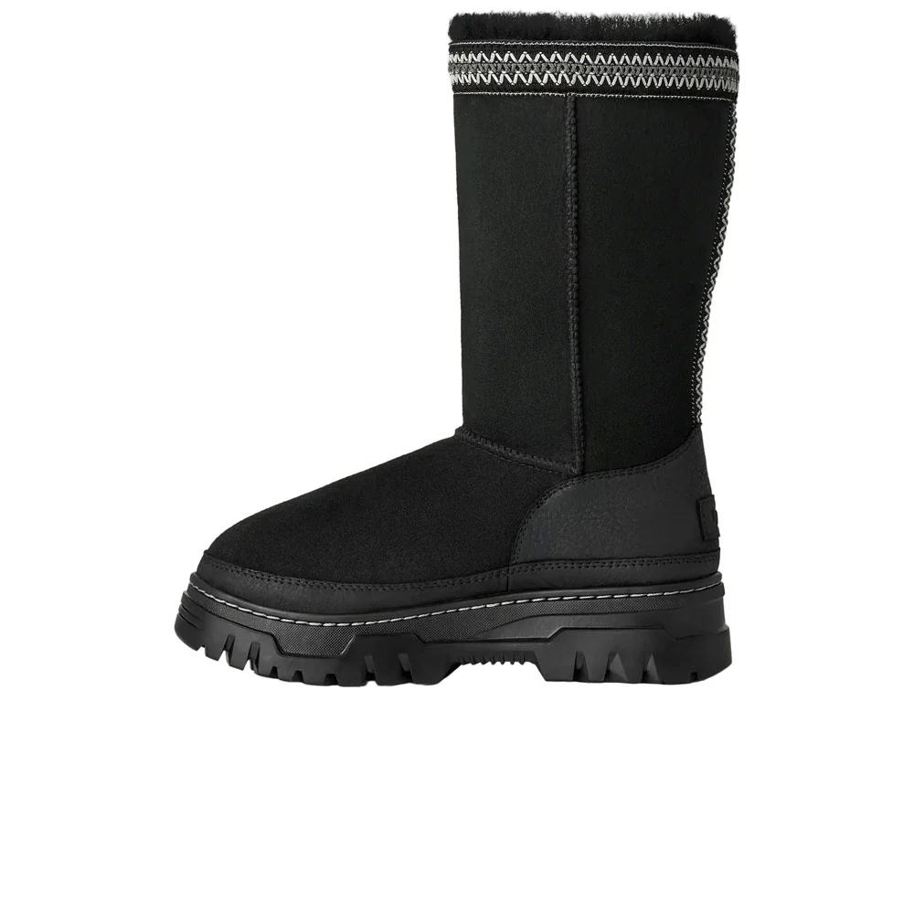 UGG | Women's Classic Tall Trailgazer 'Black' - Image 2