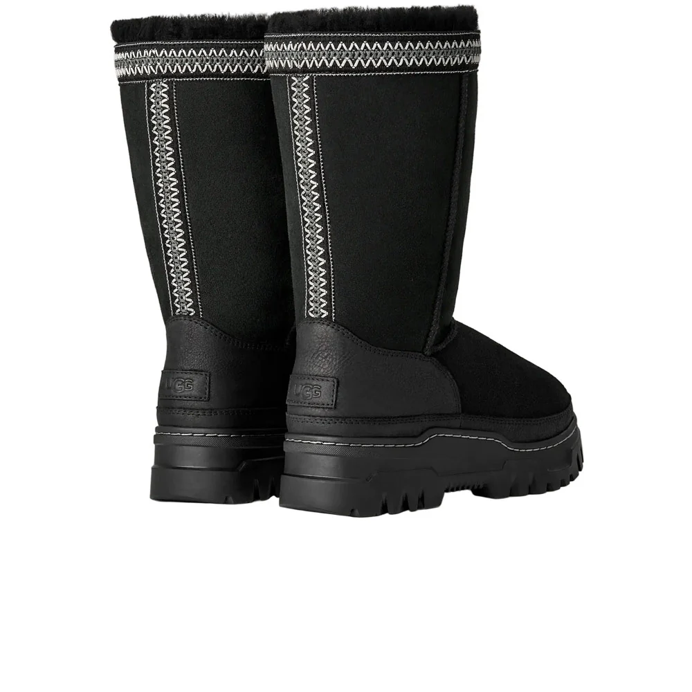 UGG | Women's Classic Tall Trailgazer 'Black' - Image 3