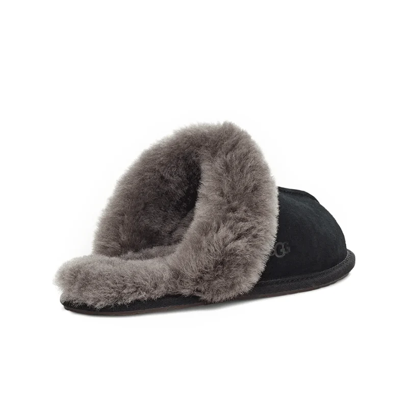UGG | Women's Scuffette II Slipper 'Black / Grey' - Image 4