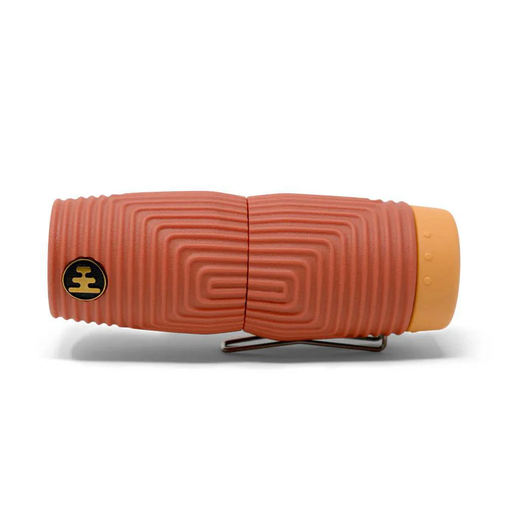 Nocs Provisions | Zero Tube 10X25 Waterproof Monocular 'Off-Piste (Red)' - Image 3